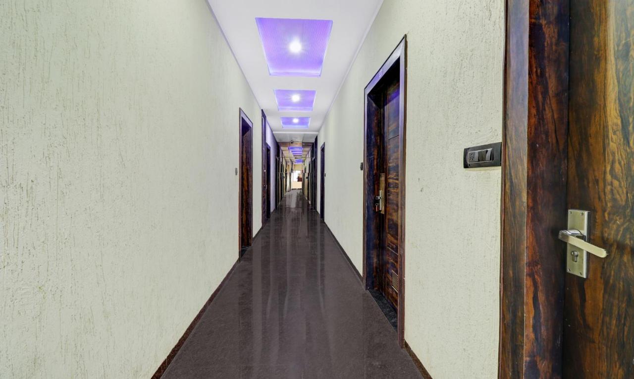 Treebo Trend Anjali Mahal Hotel Mathura Bagian luar foto